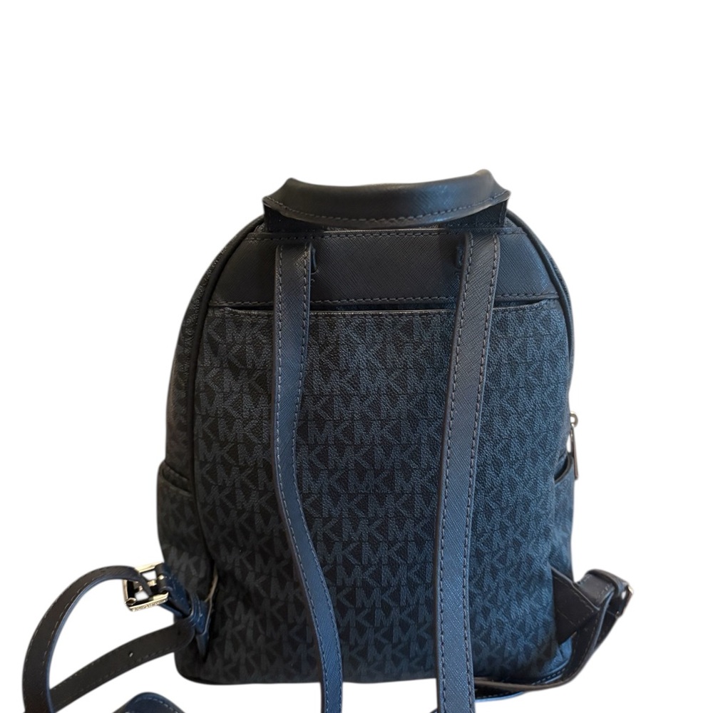Michael Kors Abbey Medium Floral Appliqué Backpack Admiral Blue Signature MK - Picture 5 of 7